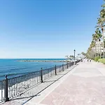 Appartement Sea View&beach Access - Center - Parking
