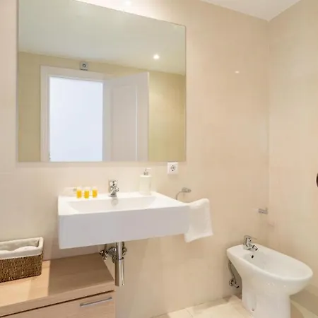 Sea View & Access - Center - Parking Apartament *