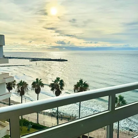 Vistas Al Mar En Centro Parking Gratuito Marbella