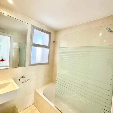 Sea View & Access - Center - Parking