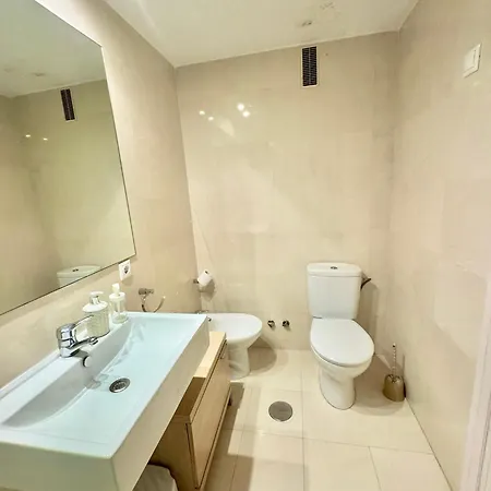 Sea View & Access - Center - Parking Apartment