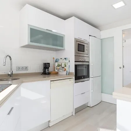 Sea View & Access - Center - Parking Apartamento *