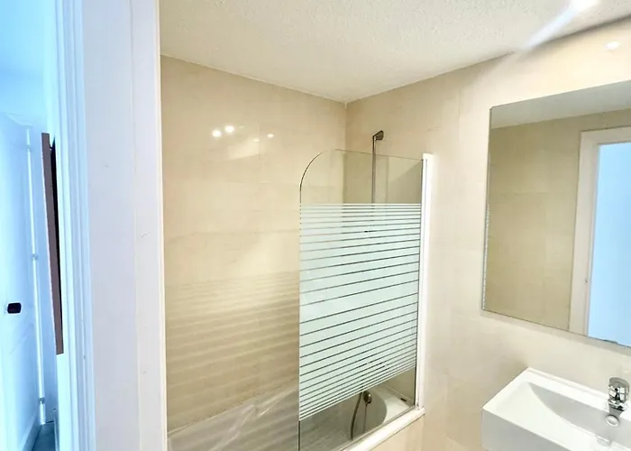Sea View & Access - Center - Parking Apartament *